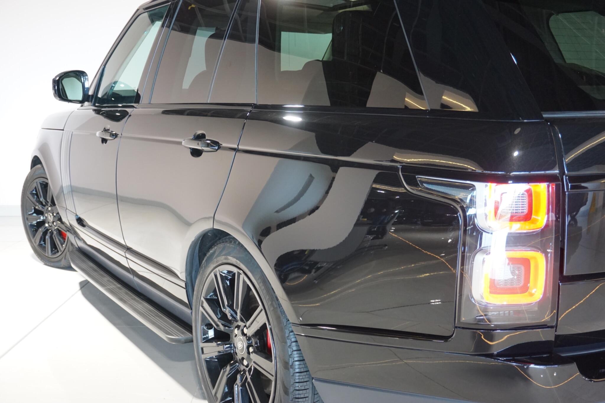 Land Rover Range Rover 2.0 P400e 13.1kWh Westminster Black SUV 5dr Petrol Plug-in Hybrid Auto 4WD Euro 6 (s/s) (404 ps)